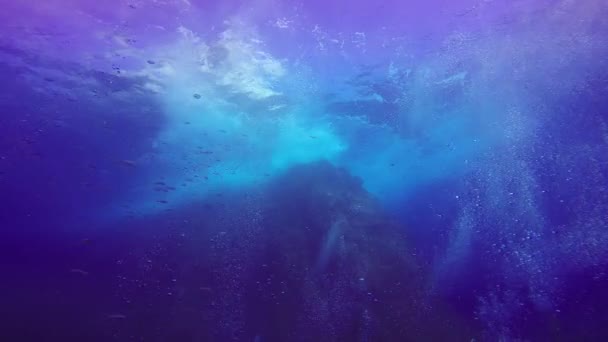 Rocha ROCA Partida debaixo d 'água — Vídeo de Stock