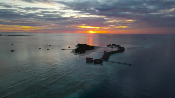 Nascer Sol Ilha Guraidhoo Nas Maldivas — Vídeo de Stock