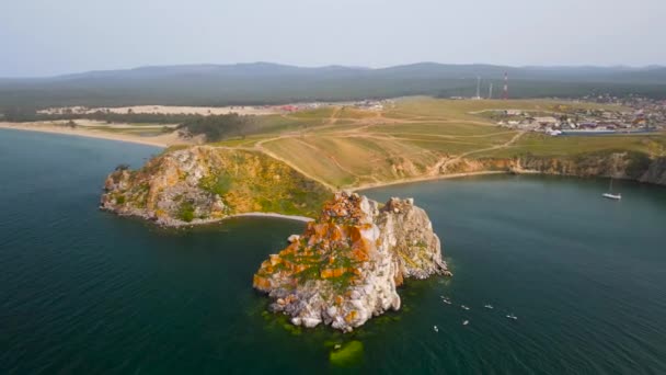 Shamanka Rock Cape Burkhan Viaje Lago Baikal — Vídeos de Stock