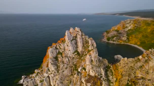 Рок Шаманка Мисі Бурхан Подорож Озера Байкал — стокове відео