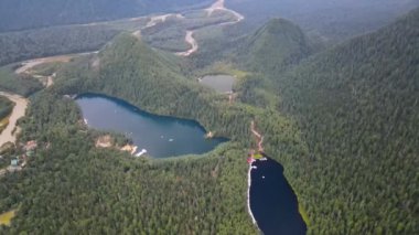 Khankhoy Gölü, Baykal Gölü 'nden bir kum tükürüğü ile ayrılmış Baykal Gölü' ne bir gezi..