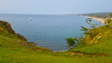 Burhan Burnu 'nda sabah yürüyüşü. Baykal Gölü 'ne bir gezi.