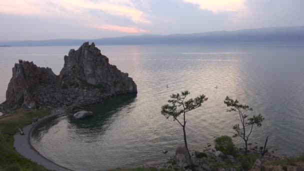 Shamanka Rock Cape Burhan Een Reis Naar Het Baikalmeer — Stockvideo