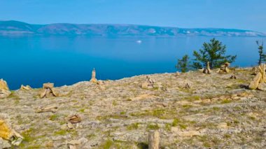 Rock Garden. Baykal Gölü 'ne bir gezi.
