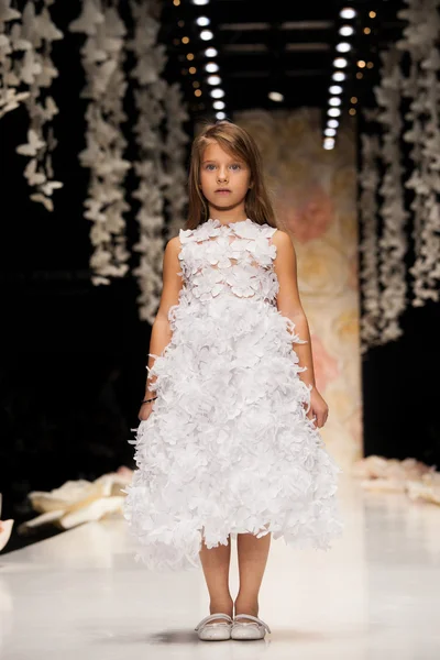 YULIA PROKHOROVA catwalk. MOSCOW FASHION WEEK 25 October, 2015