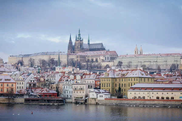 Panoramablick Auf Die Prager Burg Und Die Moldau Winter Schnee — Stockfoto