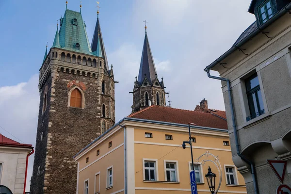 Piedra Medieval Iglesia San Bartolomé Con Campanario Catedral Gótica Final — Foto de Stock