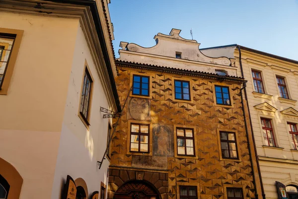 Rathaus Hradcany Schönes Renaissancehaus Fassade Reich Mit Figürlichem Sgraffito Dekoriert — Stockfoto