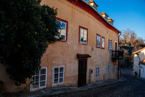 Fascinerende Smalle Pittoreske Straat Met Barokke Renaissance Historische Gebouwen Zonnige — Stockfoto