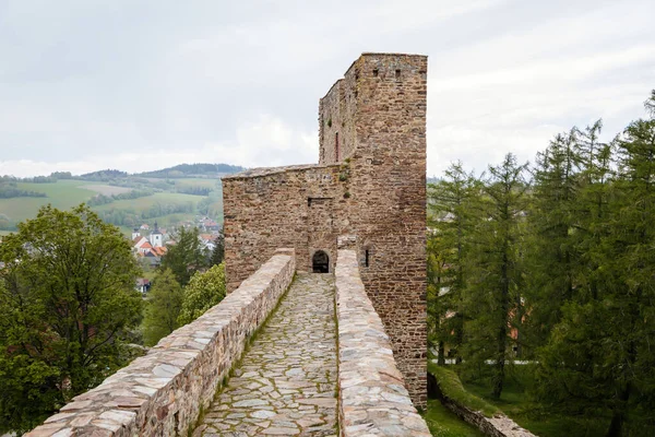 Gotik Ortaçağ Şatosu Velhartice Güneşli Bir Günde Kule Taş Kemer — Stok fotoğraf