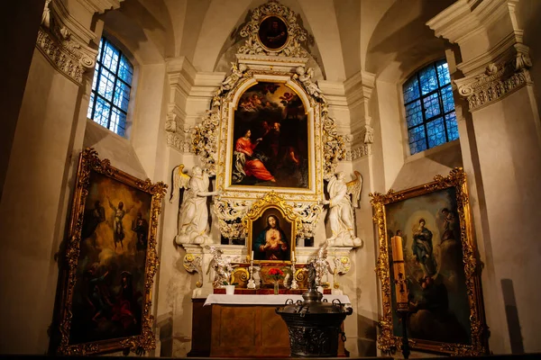Interno Decorativo Della Chiesa Enrico Kunhuty Cappella Luca Altare Barocco — Foto Stock