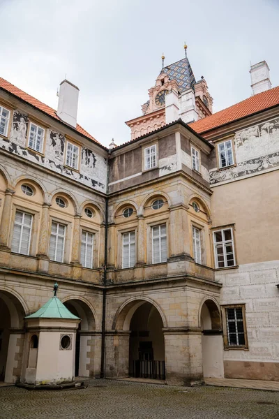 Gotische Burg Brandys Nad Labem Renaissancepalast Uhrenturm Historischer Innenhof Mit — Stockfoto