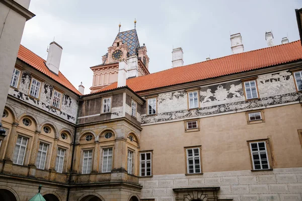 Gothic Castle Brandys Nad Labem Renässanspalats Klocktorn Historisk Borggård Med — Stockfoto