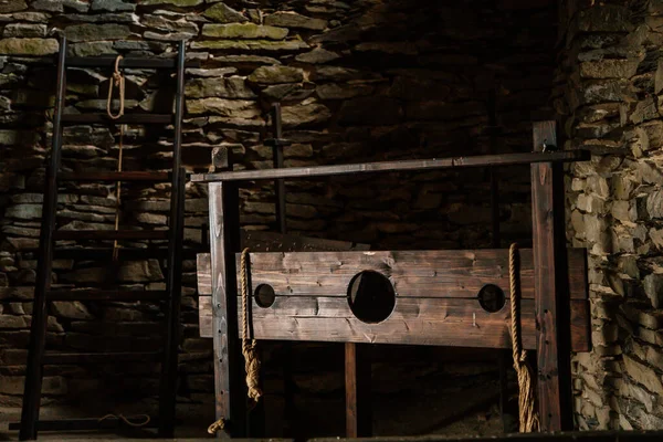 Vintage Medieval Torture Equipment Museum Rack Break Knee Torture Chamber —  Fotos de Stock