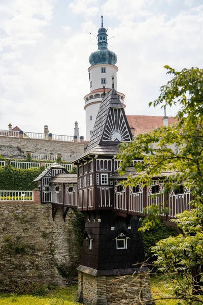 Prachtige Overdekte Houten Brug Van Dusan Jurkovic Italiaanse Tuin Barok — Stockfoto