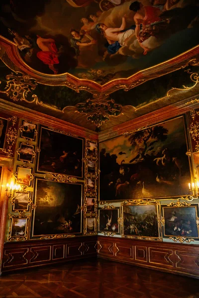 Valtice Jižní Morava Července 2021 Zámecký Interiér Barokním Dřevěným Nábytkem — Stock fotografie