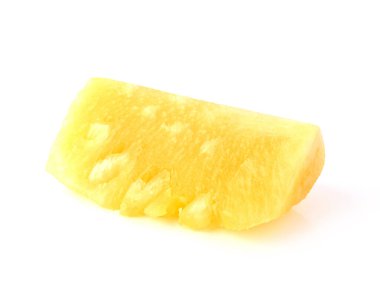 Chiangrai Phulae Ananas, ananas parçaları. Ananas parçaları beyazda izole edildi. Bu görüntü kameradan alındı.