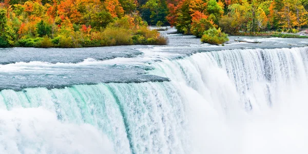 Amerikansk sida av Niagarafallen i höst — Stockfoto