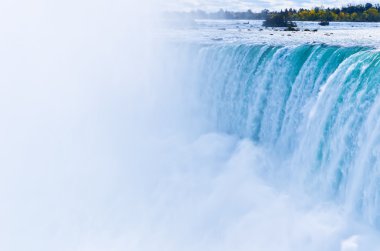 At nalı düşüşü, Niagara Şelalesi, Ontario, Kanada