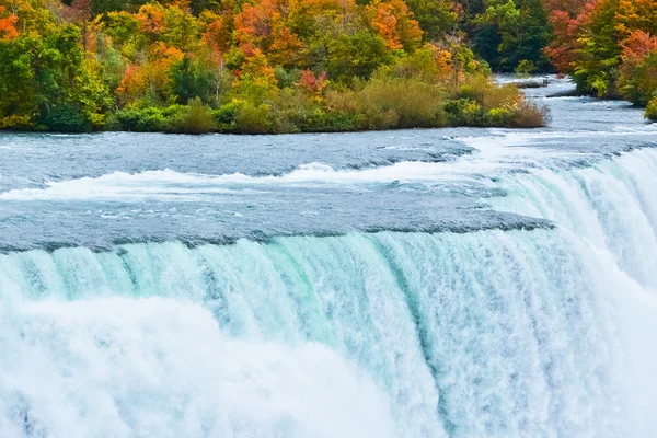 American side of Niagara Falls in autumn — Stock Photo, Image