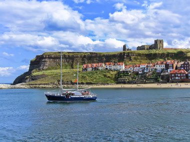 Whitby limanın Whitby, North Yorkshire, İngiltere'de görünümünü