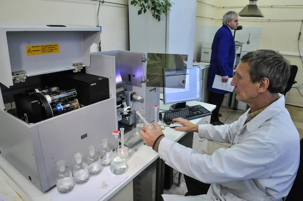 Biyokimyasal laboratuvar kalite kontrol gıda ürünleri için — Stok fotoğraf