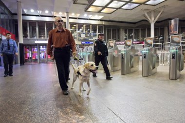 Underground kullanmak için kör eğitmek için okul