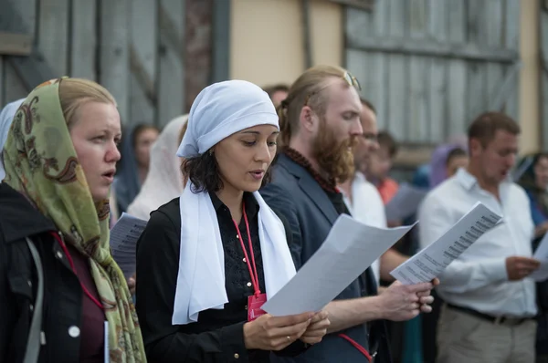 Odkryty festiwalu prawosławny śpiew — Zdjęcie stockowe