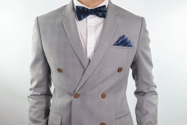 Traje gris textura a cuadros, corbata, bolsillo cuadrado — Foto de Stock