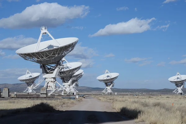 Çok büyük dizi, büyük anten çanak