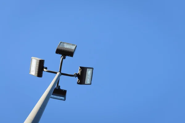 dört spot berrak gökyüzü arka plan