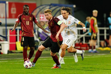 Kevin De Bruyne ve Darko Churlinov, Belçika ve Kuzey Makedonya milli takımları arasında oynanan 2026 Dünya Kupası ön eleme maçında görüldü (Maciej Rogowski / Ball Raw Images)