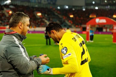 Dünya Kupası 2026 Avrupa ön eleme maçında Belçika ve Kuzey Makedonya milli takımları arasında görülen Dimitrievski 'yi çaldı (Maciej Rogowski / Ball Raw Images)