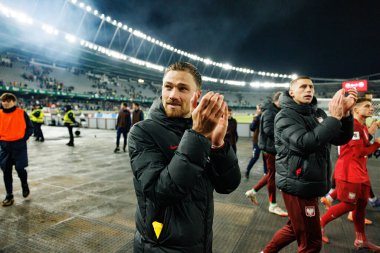 Matty Cash, 2026 Dünya Kupası 'nda Litvanya ve Polonya milli takımları arasında oynanan Avrupa Ön eleme maçında görüldü (Maciej Rogowski / Ball Raw Images)