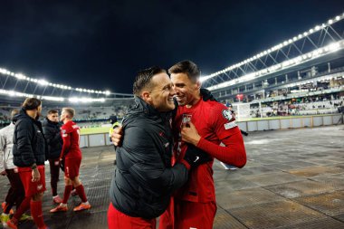 Piotr Zielinski ve Jan Bednarek, 2026 Dünya Kupası 'nda Litvanya ve Polonya milli takımları arasında oynanan Avrupa eleme maçında görüldü (Maciej Rogowski / Ball Raw Images)