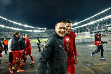 Piotr Zielinski ve Jan Bednarek, 2026 Dünya Kupası 'nda Litvanya ve Polonya milli takımları arasında oynanan Avrupa eleme maçında görüldü (Maciej Rogowski / Ball Raw Images)