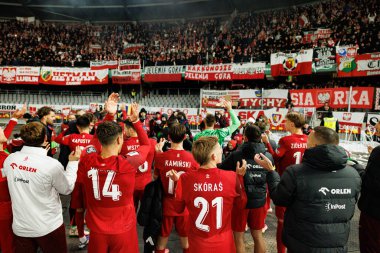 Polonyalı oyuncular, Litvanya ve Polonya milli takımları arasında oynanan 2026 Dünya Kupası Avrupa Ön eleme maçında görüldü (Maciej Rogowski / Ball Raw Images)