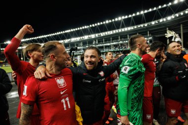 Kamil Grosicki, Matty Cash ve Lukasz Skorupski, 2026 Dünya Kupası 'nda Litvanya ve Polonya milli takımları arasında oynanan Avrupa ön eleme maçında görüldü (Maciej Rogowski / Ball Raw Images)