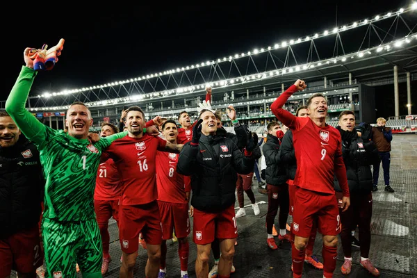 Polonyalı oyuncular, Litvanya ve Polonya milli takımları arasında oynanan 2026 Dünya Kupası Avrupa Ön eleme maçında görüldü (Maciej Rogowski / Ball Raw Images)
