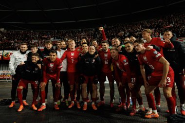 Polonyalı oyuncular, Litvanya ve Polonya milli takımları arasında oynanan 2026 Dünya Kupası Avrupa Ön eleme maçında görüldü (Maciej Rogowski / Ball Raw Images)