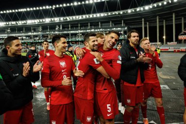 Pawel Wszolek ve Jan Bednarek, 2026 Dünya Kupası 'nda Litvanya ve Polonya milli takımları arasında oynanan Avrupa ön eleme maçında görüldü (Maciej Rogowski / Ball Raw Images)