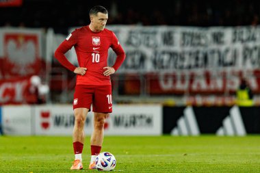 Piotr Zielinski, 2026 Dünya Kupası 'nda Litvanya ve Polonya milli takımları arasında oynanan Avrupa ön eleme maçında görüldü (Maciej Rogowski / Ball Raw Images)