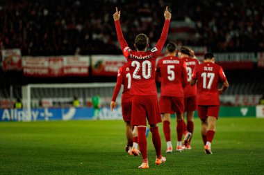 Sebastian Szymanski, 2026 Dünya Kupası 'nda Litvanya ve Polonya milli takımları arasında oynanan Avrupa ön eleme maçında gol üstüne gol atarken görüldü (Maciej Rogowski / Ball Raw Images)