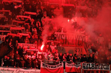 Polonya taraftarları 2026 Dünya Kupası 'nda Litvanya ve Polonya milli takımları arasında oynanan Avrupa Ön eleme maçında görüldüler (Maciej Rogowski / Ball Raw Images)