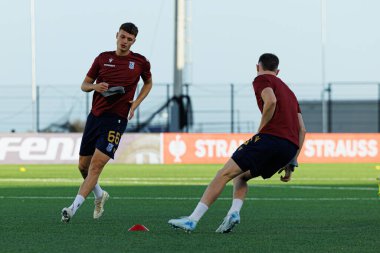 Kornel Lisman, UEFA Konferans Ligi öncesinde Lincoln Red Imps (Maciej Rogowski / Ball Raw Images) maçında Lech Poznan 'ın resmi basın toplantısı ve antrenmanı sırasında görüldü.)