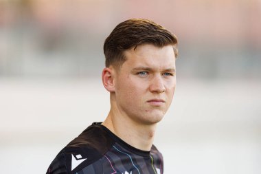 Krzysztof Bakowski, UEFA Konferans Ligi öncesinde Lincoln Red Imps (Maciej Rogowski / Ball Raw Images) maçında Lech Poznan 'ın resmi basın toplantısı ve eğitiminde görüldü.)