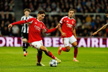 Georgiy Sudakov, Newcastle United ve SL Benfica (Maciej Rogowski / Ball Raw Images) arasında Şampiyonlar Ligi faz maçında görüldü)