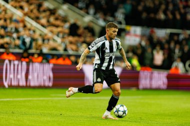 Kieran Trippier, Newcastle United FC ve SL Benfica (Maciej Rogowski / Ball Raw Images) arasında Şampiyonlar Ligi faz oyunu sırasında görüldü)