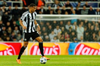 Malick Thiaw, Newcastle United FC ve SL Benfica (Maciej Rogowski / Ball Raw Images) arasındaki Şampiyonlar Ligi faz maçında görüldü)