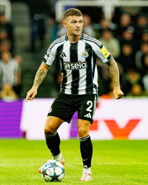 Kieran Trippier, Newcastle United FC ve SL Benfica (Maciej Rogowski / Ball Raw Images) arasında Şampiyonlar Ligi faz oyunu sırasında görüldü)